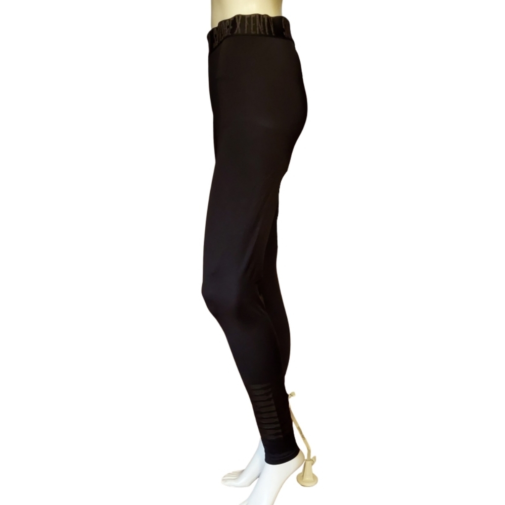 Savage X Fenty Logo Leggings In Black - Picture 6 of 16